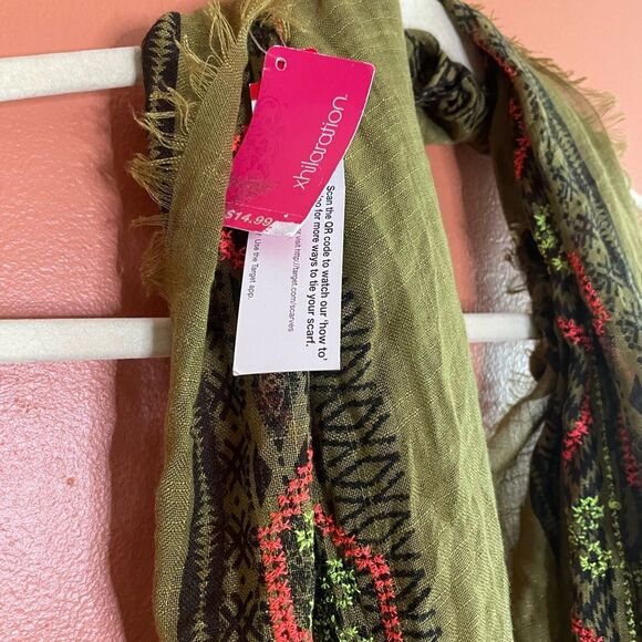 NWT Xhilaration Olive Bohemian Infinity Scarf - Picture 4 of 5